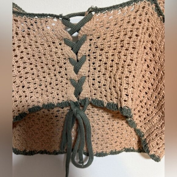 Love Knits Crochet Crop Top Beige with Green Trim – Size M - Picture 8 of 8